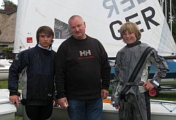v.l.n.r.: Georg Rüppel, Trainer Adam Cichecki, Christian Kremer.