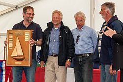 Die strahlenden Gewinner des Hessecups vom SC Edersee: v. li. Erwin Koch, Wolfgang Malkus, Karl-Heinz Koch, Dr. Manfred Gerken