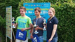 Die Sieger im Laser Radial: v. li. Platz 2 Leonard Hanisch, Platz 1 Julius Seumer, Platz 3 Tomke Siemens.